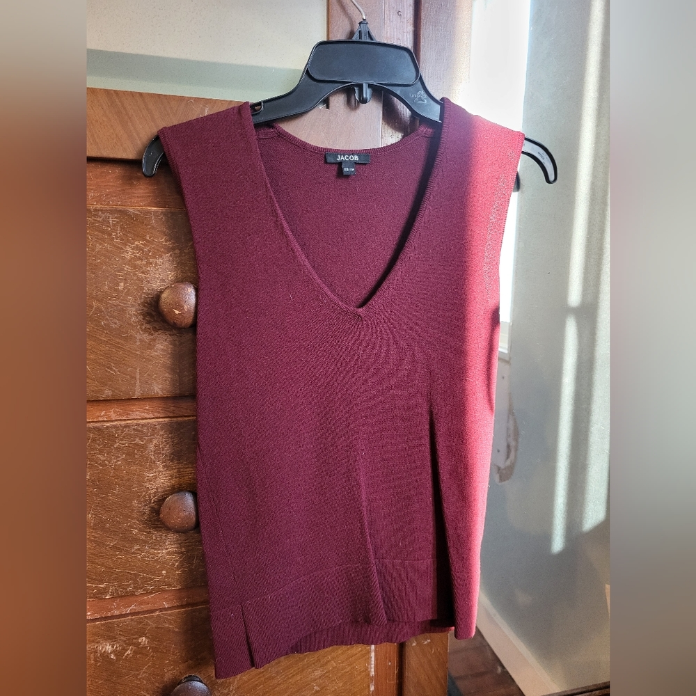 Burgundy sweater vest. Jacob. Size XS.